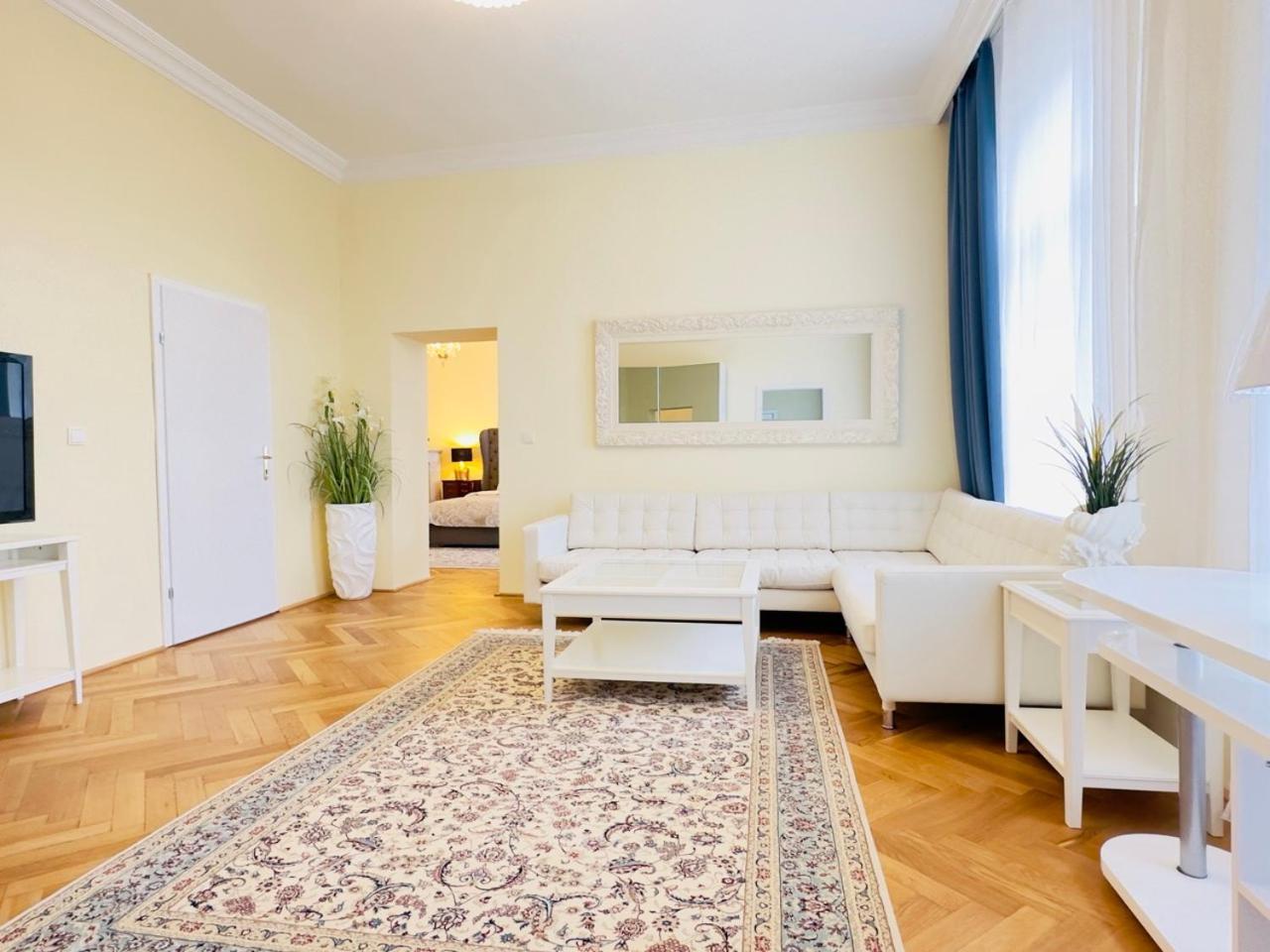 Wienerwald Residenz Badeni járás Kültér fotó